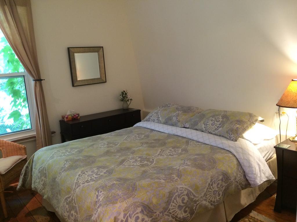 Mcgill Inn B&B Toronto Habitación foto